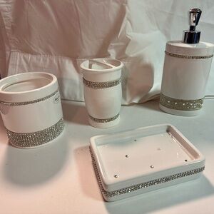 Elegant White and Silver Rhinestone Bath Accessory Set